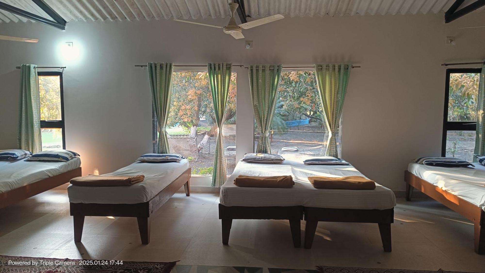 Gir County Resort Sasan Gir Pokój zdjęcie